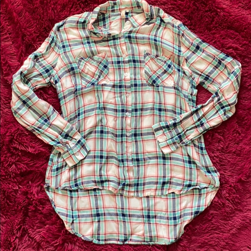 Red Camel mint, navy and red plaid button down top